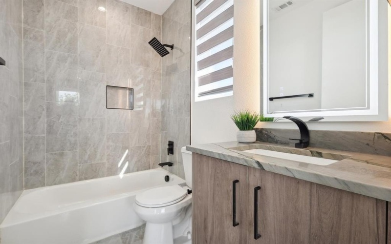 2433 vagas Street, Dallas, TX 75219, 3 Habitaciones Habitaciones , ,3 BañosBaños,Residential Lease,En Alquiler,2433 vagas Street,20921712