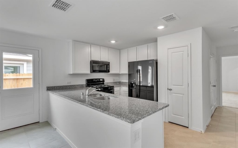 9769 Skyhawk Avenue, Fort Worth, TX 76179, 3 Bedrooms Bedrooms, ,2 BathroomsBathrooms,Residential Lease,For Rent,9769 Skyhawk Avenue,20921736