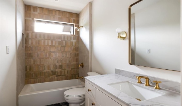 6439 Malcolm Drive, Dallas, TX 75214, 5 Bedrooms Bedrooms, ,6 BathroomsBathrooms,Residential,For Sale,6439 Malcolm Drive,20921774