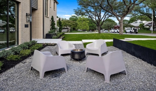 6439 Malcolm Drive, Dallas, TX 75214, 5 Bedrooms Bedrooms, ,6 BathroomsBathrooms,Residential,For Sale,6439 Malcolm Drive,20921774