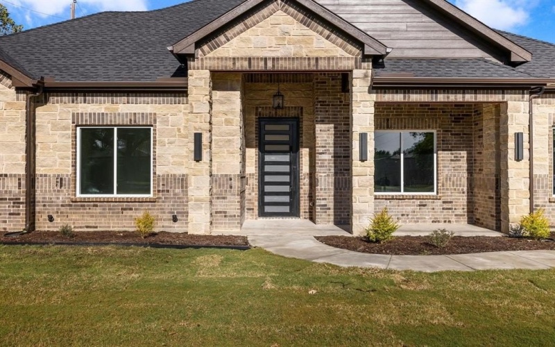 612 Overhill Road, Granbury, TX 76048, 3 Bedrooms Bedrooms, ,3 BathroomsBathrooms,Residential,For Sale,612 Overhill Road,20922014