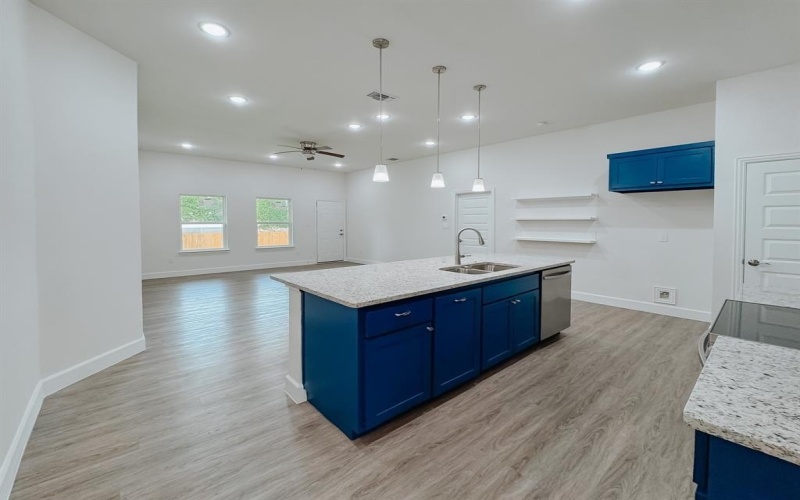 1314 E 3rd Avenue, Corsicana, TX 75110, 3 Habitaciones Habitaciones , ,2 BañosBaños,Residential,En Venta,1314 E 3rd Avenue,20922133