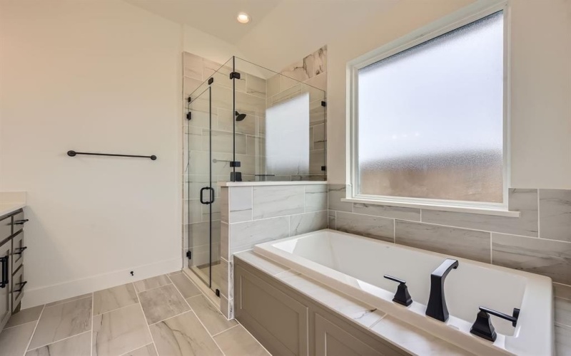 11544 Wulstone Road, Fort Worth, TX 76052, 5 Bedrooms Bedrooms, ,6 BathroomsBathrooms,Residential,For Sale,11544 Wulstone Road,20922144