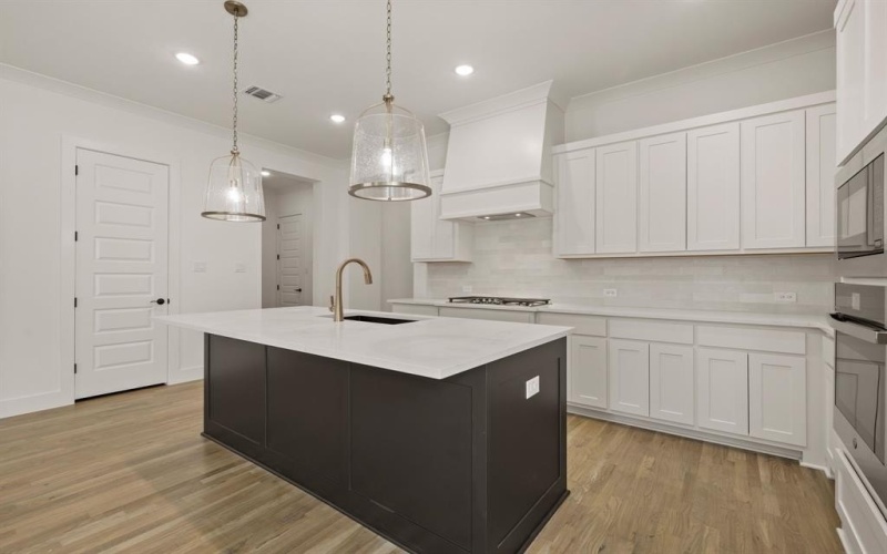 201 Kingfisher Court, Aledo, TX 76008, 3 Bedrooms Bedrooms, ,2 BathroomsBathrooms,Residential,For Sale,201 Kingfisher Court,20922792