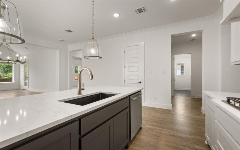 201 Kingfisher Court, Aledo, TX 76008, 3 Bedrooms Bedrooms, ,2 BathroomsBathrooms,Residential,For Sale,201 Kingfisher Court,20922792