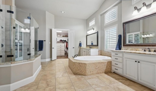 720 Wagner Way, Lantana, TX 76226, 4 Habitaciones Habitaciones , ,5 BañosBaños,Residential,En Venta,720 Wagner Way,20923249