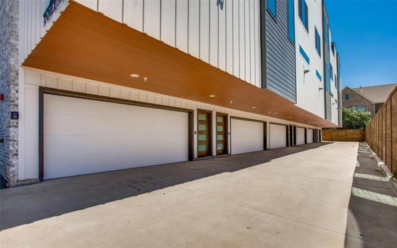 2214 Annex Avenue #105, Dallas, TX 75204, 2 Habitaciones Habitaciones , ,2 BañosBaños,Residential,En Venta,2214 Annex Avenue,20923327