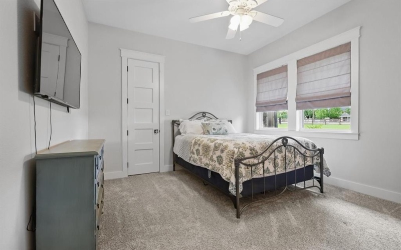 1749 Glenview Lane, Bartonville, TX 76226, 6 Bedrooms Bedrooms, ,5 BathroomsBathrooms,Residential,For Sale,1749 Glenview Lane,20923697