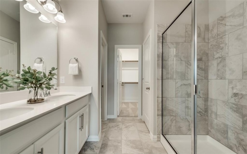 14442 Mietner Street, Pilot Point, TX 75009, 5 Bedrooms Bedrooms, ,5 BathroomsBathrooms,Residential,For Sale,14442 Mietner Street,20923707