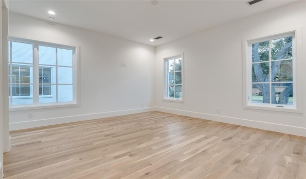 10326 Crestover Drive, Dallas, TX 75229, 5 Bedrooms Bedrooms, ,6 BathroomsBathrooms,Residential,For Sale,10326 Crestover Drive,20923714
