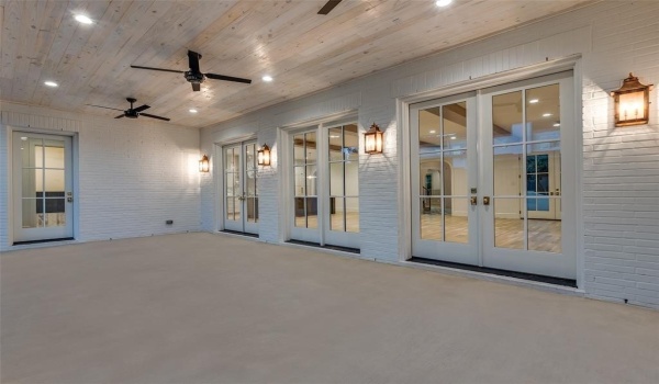 10326 Crestover Drive, Dallas, TX 75229, 5 Bedrooms Bedrooms, ,6 BathroomsBathrooms,Residential,For Sale,10326 Crestover Drive,20923714