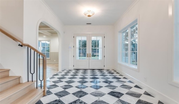 10326 Crestover Drive, Dallas, TX 75229, 5 Bedrooms Bedrooms, ,6 BathroomsBathrooms,Residential,For Sale,10326 Crestover Drive,20923714