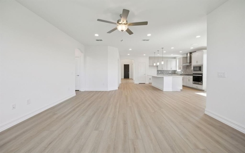 1616 Cottonwood Valley Drive, Celina, TX 75009, 4 Bedrooms Bedrooms, ,3 BathroomsBathrooms,Residential,For Sale,1616 Cottonwood Valley Drive,20923757