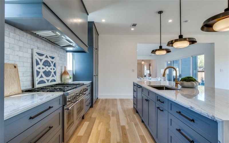 5218 Willis Avenue, Dallas, TX 75206, 4 Habitaciones Habitaciones , ,5 BañosBaños,Residential,En Venta,5218 Willis Avenue,20924172