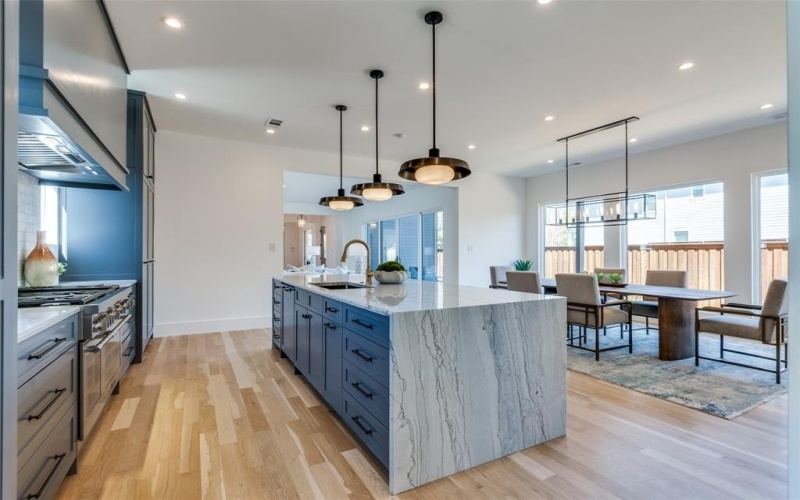 5218 Willis Avenue, Dallas, TX 75206, 4 Habitaciones Habitaciones , ,5 BañosBaños,Residential,En Venta,5218 Willis Avenue,20924172