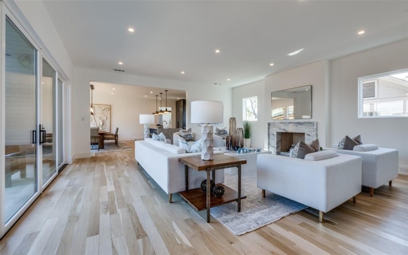 5218 Willis Avenue, Dallas, TX 75206, 4 Habitaciones Habitaciones , ,5 BañosBaños,Residential,En Venta,5218 Willis Avenue,20924172
