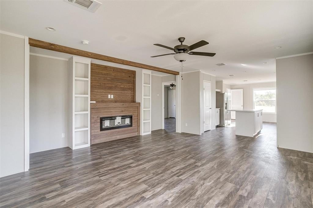 4417 County Road 423, Grandview, TX 76050, 4 Habitaciones Habitaciones , ,3 BañosBaños,Residential,En Venta,4417 County Road 423,20924190