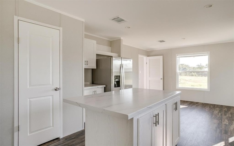4417 County Road 423, Grandview, TX 76050, 4 Habitaciones Habitaciones , ,3 BañosBaños,Residential,En Venta,4417 County Road 423,20924190