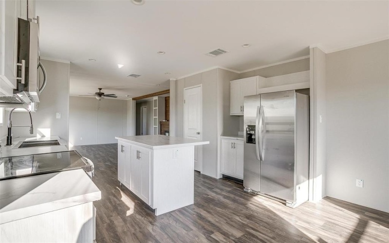 4417 County Road 423, Grandview, TX 76050, 4 Habitaciones Habitaciones , ,3 BañosBaños,Residential,En Venta,4417 County Road 423,20924190