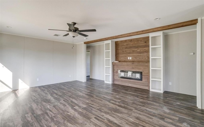 4417 County Road 423, Grandview, TX 76050, 4 Habitaciones Habitaciones , ,3 BañosBaños,Residential,En Venta,4417 County Road 423,20924190