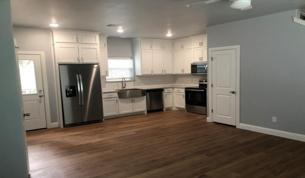 986 S 6th Avenue #986, Denison, TX 75021, 2 Bedrooms Bedrooms, ,2 BathroomsBathrooms,Residential Lease,For Rent,986 S 6th Avenue,20924191