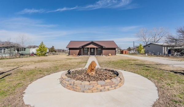 1015 Forest Oaks, Reno, TX 76020, 3 Bedrooms Bedrooms, ,3 BathroomsBathrooms,Residential,For Sale,1015 Forest Oaks,20924271
