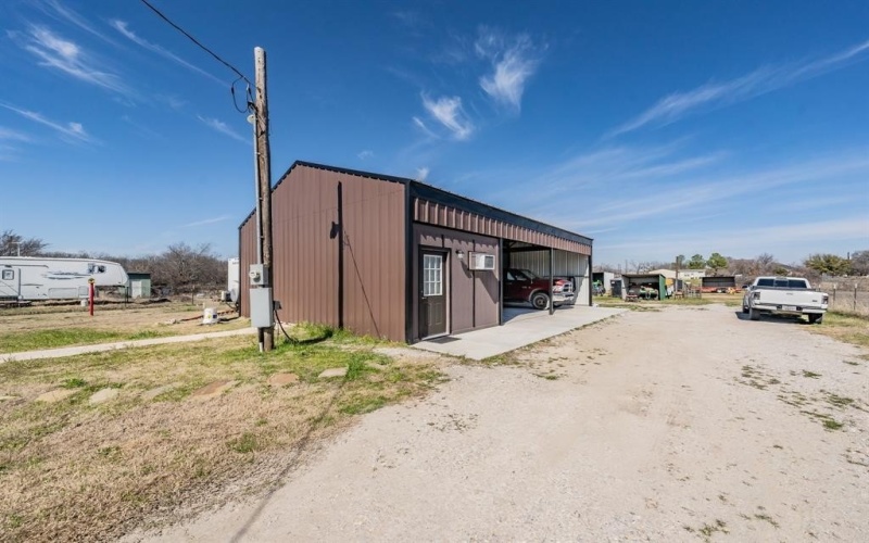1015 Forest Oaks, Reno, TX 76020, 3 Bedrooms Bedrooms, ,3 BathroomsBathrooms,Residential,For Sale,1015 Forest Oaks,20924271