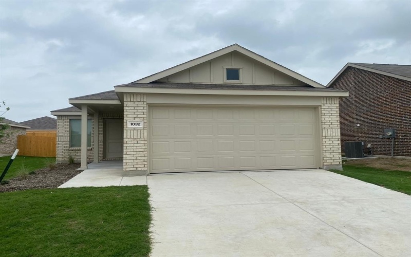 1032 Cencerro Drive, Fort Worth, TX 76052, 3 Bedrooms Bedrooms, ,2 BathroomsBathrooms,Residential Lease,For Rent,1032 Cencerro Drive,20924442