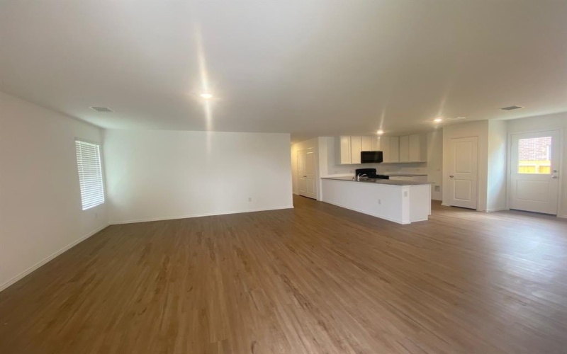 1032 Cencerro Drive, Fort Worth, TX 76052, 3 Bedrooms Bedrooms, ,2 BathroomsBathrooms,Residential Lease,For Rent,1032 Cencerro Drive,20924442