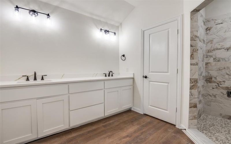 3122 RIVER BIRCH Road, Dallas, TX 75253, 4 Habitaciones Habitaciones , ,2 BañosBaños,Residential,En Venta,3122 RIVER BIRCH Road,20924598