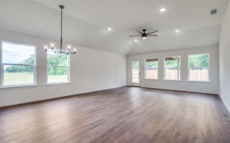 3122 RIVER BIRCH Road, Dallas, TX 75253, 4 Habitaciones Habitaciones , ,2 BañosBaños,Residential,En Venta,3122 RIVER BIRCH Road,20924598