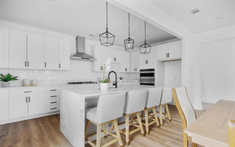 1922 Annex Avenue, Dallas, TX 75204, 3 Bedrooms Bedrooms, ,3 BathroomsBathrooms,Residential,For Sale,1922 Annex Avenue,20924623