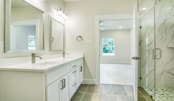 5632 Goodman Avenue, Fort Worth, TX 76107, 3 Habitaciones Habitaciones , ,2 BañosBaños,Residential,En Venta,5632 Goodman Avenue,20924631