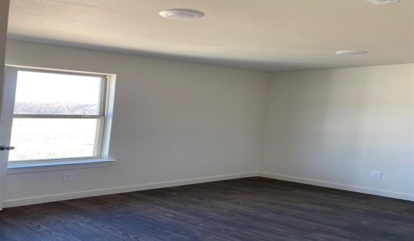 136 Bridlewood Lane, Bridgeport, TX 76426, 3 Bedrooms Bedrooms, ,2 BathroomsBathrooms,Residential Lease,For Rent,136 Bridlewood Lane,20926577