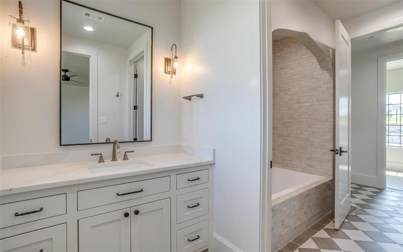 7804 VERN HILLS Drive, Fort Worth, TX 76126, 4 Bedrooms Bedrooms, ,5 BathroomsBathrooms,Residential,For Sale,7804 VERN HILLS Drive,20926587