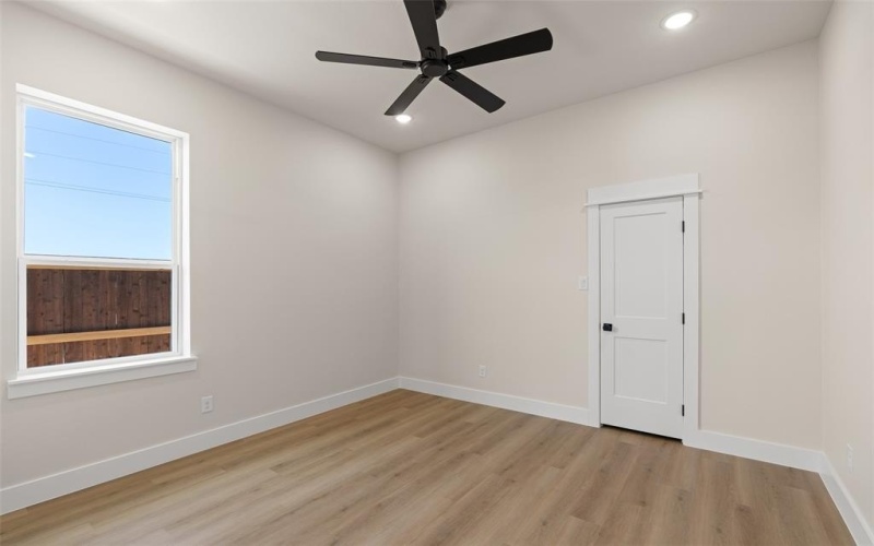 912 Tree Drive, Granbury, TX 76048, 3 Bedrooms Bedrooms, ,2 BathroomsBathrooms,Residential,For Sale,912 Tree Drive,20926640