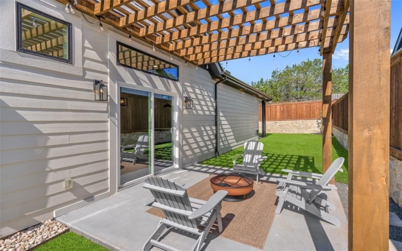 912 Tree Drive, Granbury, TX 76048, 3 Bedrooms Bedrooms, ,2 BathroomsBathrooms,Residential,For Sale,912 Tree Drive,20926640
