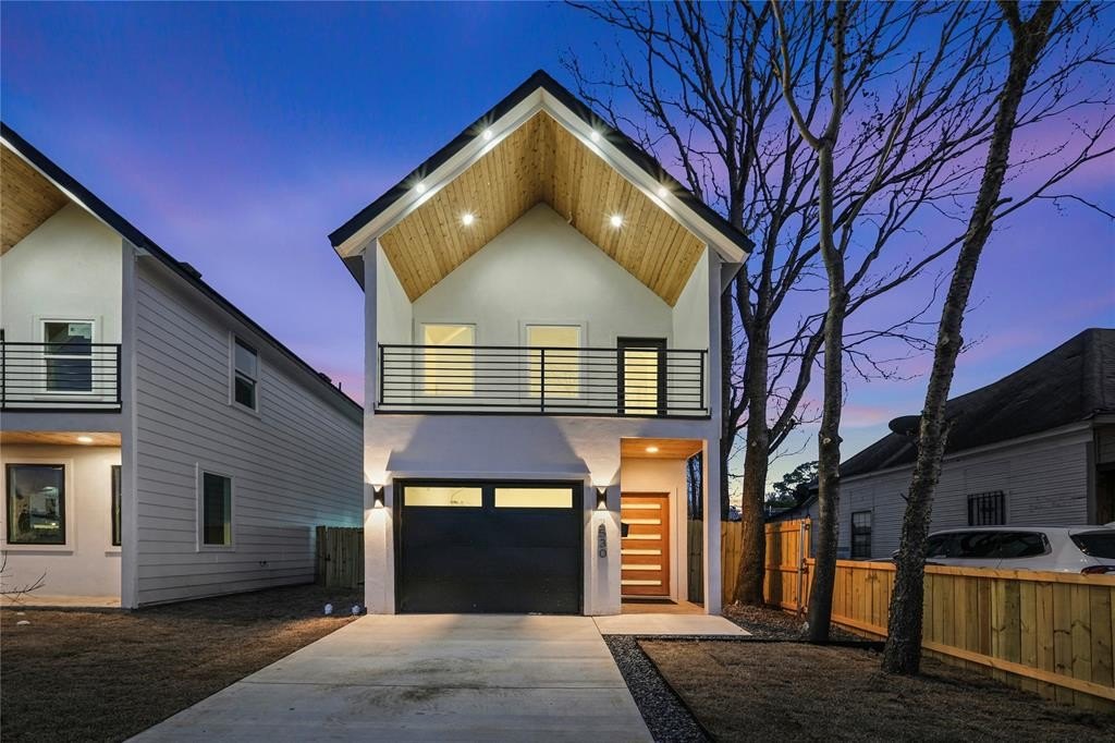 2530 Pennsylvania Avenue, Dallas, TX 75215, 3 Bedrooms Bedrooms, ,2 BathroomsBathrooms,Residential Lease,For Rent,2530 Pennsylvania Avenue,20924741
