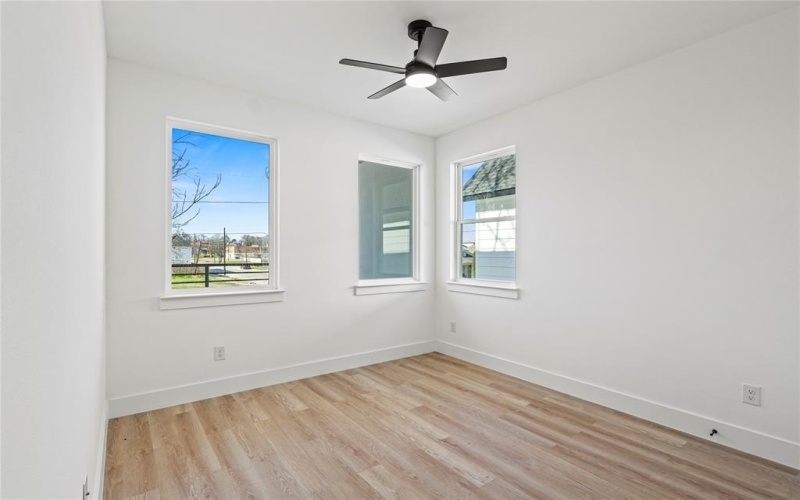 2530 Pennsylvania Avenue, Dallas, TX 75215, 3 Bedrooms Bedrooms, ,2 BathroomsBathrooms,Residential Lease,For Rent,2530 Pennsylvania Avenue,20924741