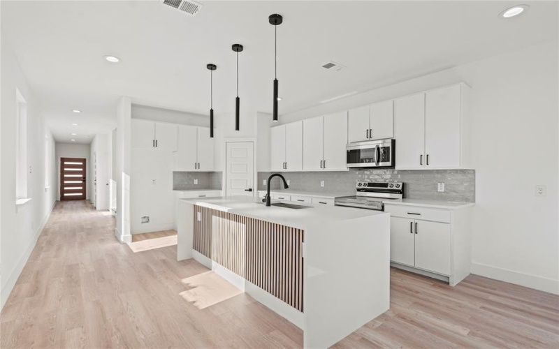 2530 Pennsylvania Avenue, Dallas, TX 75215, 3 Bedrooms Bedrooms, ,2 BathroomsBathrooms,Residential Lease,For Rent,2530 Pennsylvania Avenue,20924741