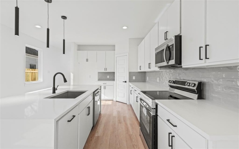 2530 Pennsylvania Avenue, Dallas, TX 75215, 3 Bedrooms Bedrooms, ,2 BathroomsBathrooms,Residential Lease,For Rent,2530 Pennsylvania Avenue,20924741