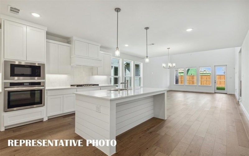 1712 Yaupon Court, Celina, TX 75009, 4 Bedrooms Bedrooms, ,5 BathroomsBathrooms,Residential,For Sale,1712 Yaupon Court,20924788