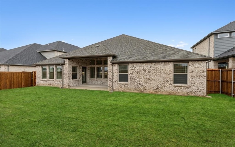 585 Moonrise Street, Waxahachie, TX 75165, 4 Bedrooms Bedrooms, ,3 BathroomsBathrooms,Residential,For Sale,585 Moonrise Street,20926786