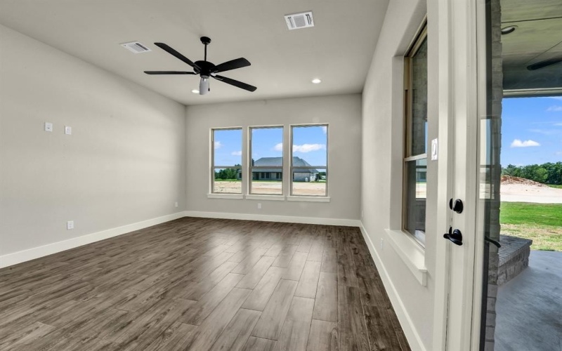 124 Desperado Way, Weatherford, TX 76020, 4 Bedrooms Bedrooms, ,3 BathroomsBathrooms,Residential,For Sale,124 Desperado Way,20926818