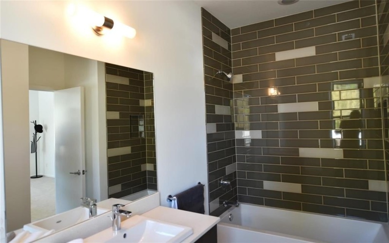 4312 Munger Avenue, Dallas, TX 75204, 2 Bedrooms Bedrooms, ,2 BathroomsBathrooms,Residential Lease,For Rent,4312 Munger Avenue,20926822