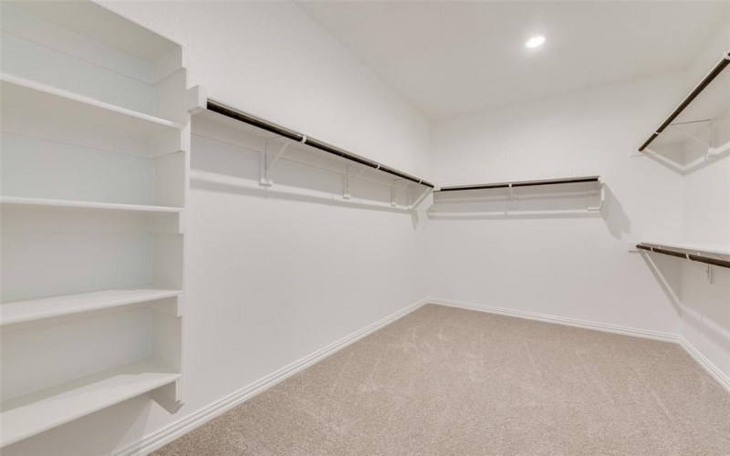 2914 Hanscom Street, Forney, TX 75126, 4 Bedrooms Bedrooms, ,2 BathroomsBathrooms,Residential,For Sale,2914 Hanscom Street,20925064