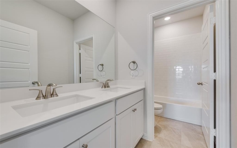 2914 Hanscom Street, Forney, TX 75126, 4 Bedrooms Bedrooms, ,2 BathroomsBathrooms,Residential,For Sale,2914 Hanscom Street,20925064