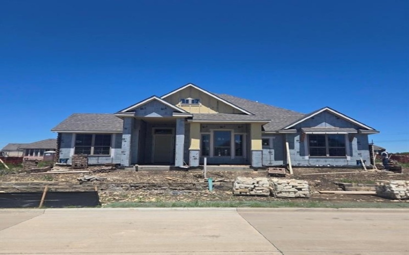 1009 Goldenrod Drive, Crowley, TX 76036, 4 Bedrooms Bedrooms, ,3 BathroomsBathrooms,Residential,For Sale,1009 Goldenrod Drive,20926933
