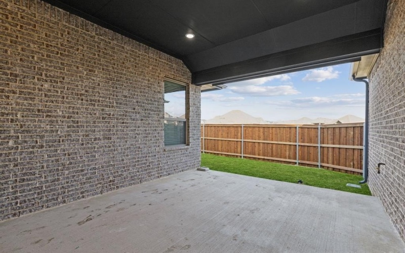 1009 Goldenrod Drive, Crowley, TX 76036, 4 Bedrooms Bedrooms, ,3 BathroomsBathrooms,Residential,For Sale,1009 Goldenrod Drive,20926933