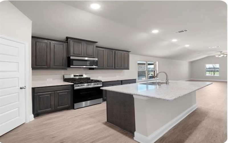 6606 Pattison Lane, Greenville, TX 75402, 3 Bedrooms Bedrooms, ,2 BathroomsBathrooms,Residential Lease,For Rent,6606 Pattison Lane,20925245